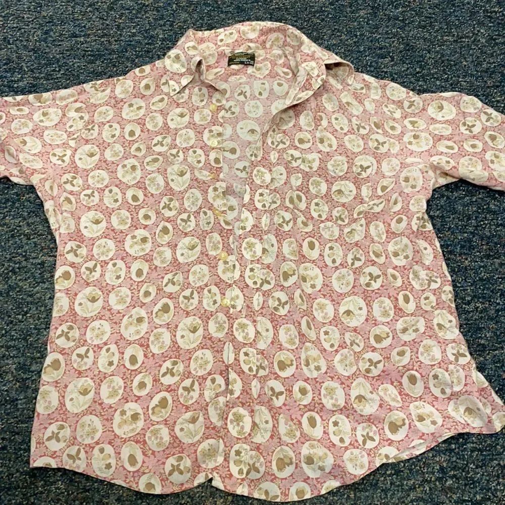 JcPenny Towncraft Pink Floral button Down Top sz.L